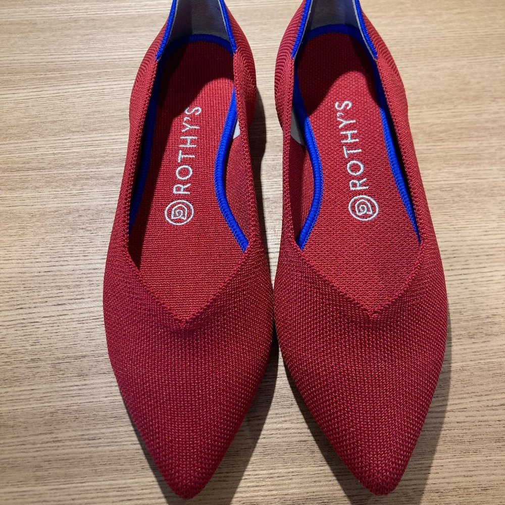 Chili Red Pointed Rothys
